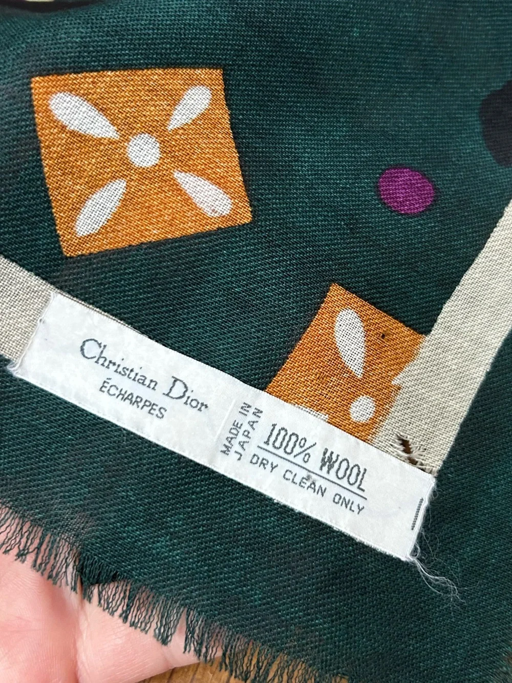 Christian Dior Écharpes Abstract Floral 100% Wool Fringe Scarf 34.5” Square
